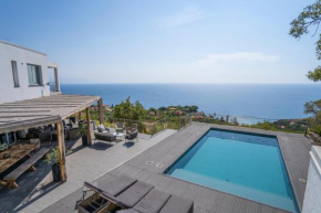 Villa Donna Cà con vista mare e piscina privata